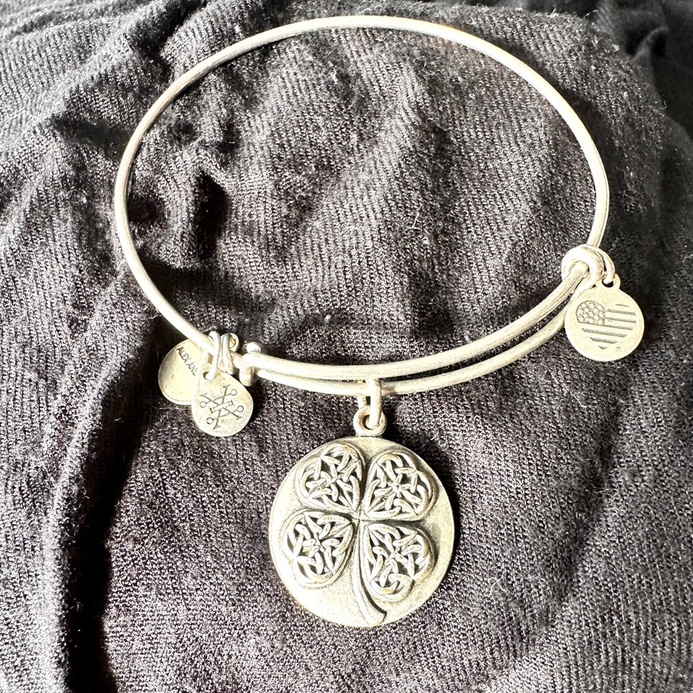 Alex and Ani bracelet - 4 Leaf Clover